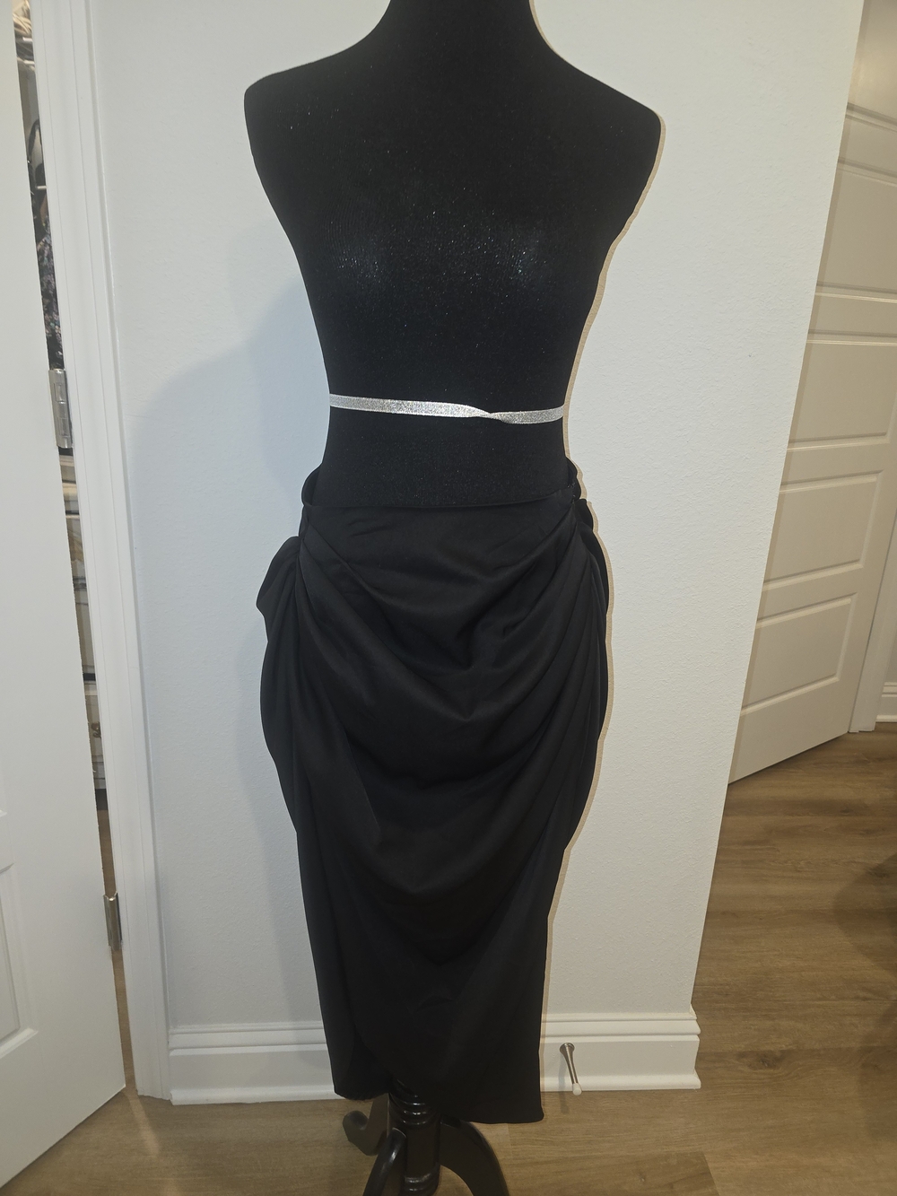 Classic Black Draped Pencil Skirt With Side Slit - Unbranded